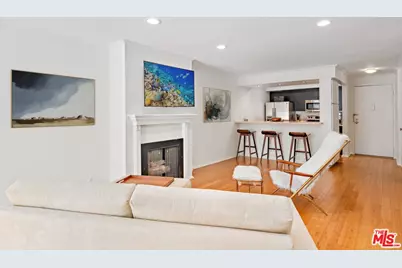 1745 Camino Palmero St #106, Los Angeles, CA 90046 - Photo 4