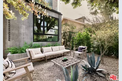 9064 Harland Ave, West Hollywood, CA 90069 - Photo 4