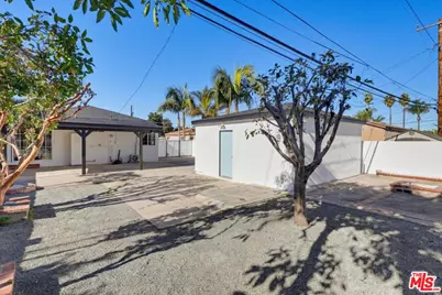 21918 Juan Ave, Hawaiian Gardens, CA 90716 - Photo 20