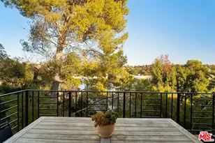 2372 Kenilworth Ave, Los Angeles, CA 90039 - Photo 24