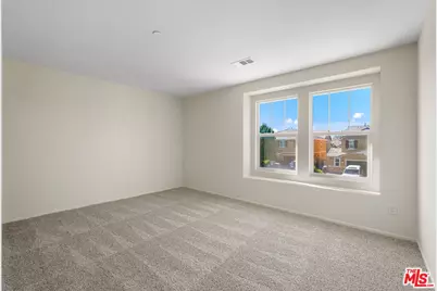 1735 W Newgrove St, Lancaster, CA 93534 - Photo 26