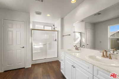 1735 W Newgrove St, Lancaster, CA 93534 - Photo 20