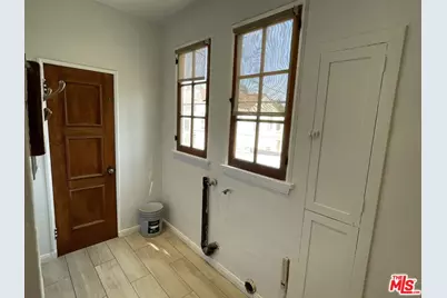 4761 W 12th St, Los Angeles, CA 90019 - Photo 26