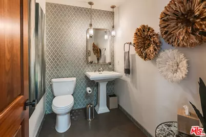 1009 Jeannette Ave, Thousand Oaks, CA 91362 - Photo 18