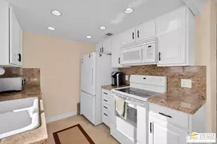 1050 E Ramon Rd, Palm Springs, CA 92264 - Photo 10