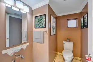 621 E Olive Ave, Burbank, CA 91501 - Photo 18