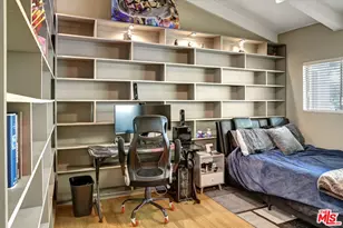 2700 E Cahuenga Blvd, Los Angeles, CA 90068 - Photo 20