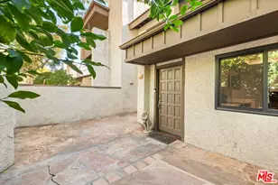 21500 Califa St, Woodland Hills, CA 91367 - Photo 6