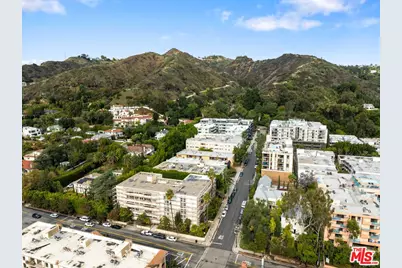 7309 E Franklin Ave #404, Los Angeles, CA 90046 - Photo 4