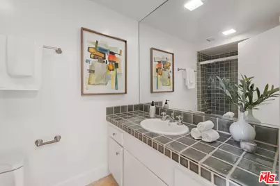 7309 E Franklin Ave #404, Los Angeles, CA 90046 - Photo 12