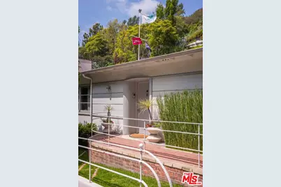 2331 Outpost Dr, Los Angeles, CA 90068 - Photo 28