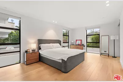 10777 Wilshire Blvd #201, Los Angeles, CA 90024 - Photo 6