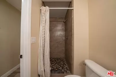 10512 Dee Dee Ave, Bakersfield, CA 93312 - Photo 14