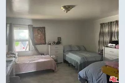 619 W Cherry St, Compton, CA 90222 - Photo 8