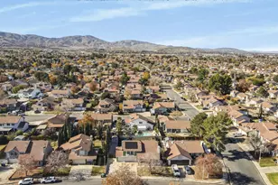 37443 Yorkshire Dr, Palmdale, CA 93550 - Photo 36