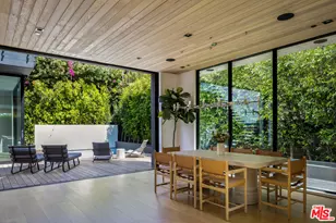 952 N Laurel Ave, Los Angeles, CA 90046 - Photo 14