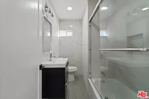 21009 Saticoy St, Canoga Park, CA 91304 - Photo 14