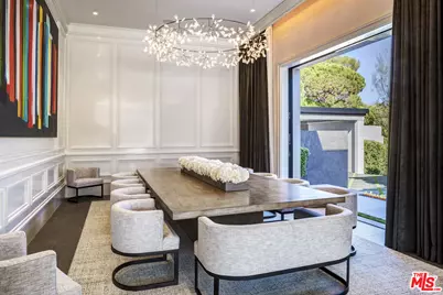 145 N Mapleton Dr, Los Angeles, CA 90077 - Photo 8