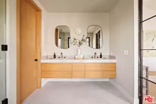 4066 Lyceum Ave, Los Angeles, CA 90066 - Photo 16