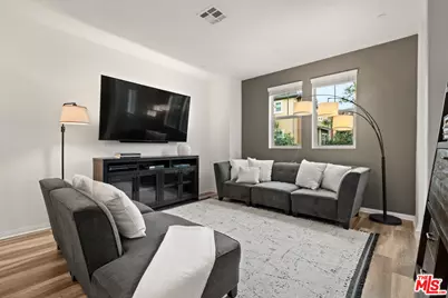 14109 W Birch Ln, Van Nuys, CA 91405 - Photo 20