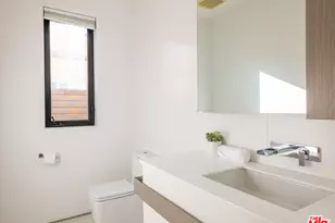 926 N Crescent Heights Blvd, Los Angeles, CA 90046 - Photo 38