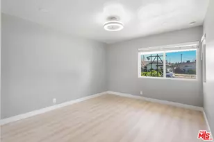 8901 Rubio Ave, North Hills, CA 91343 - Photo 18