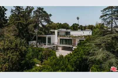 260 S Canyon View Dr, Los Angeles, CA 90049 - Photo 34