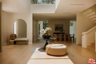 260 S Canyon View Dr, Los Angeles, CA 90049 - Photo 2