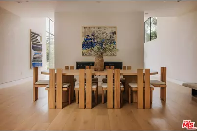 260 S Canyon View Dr, Los Angeles, CA 90049 - Photo 4