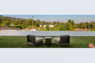 1140 Summit Dr, Beverly Hills, CA 90210 - Photo 24