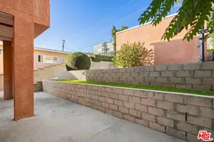 2243 India St, Los Angeles, CA 90039 - Photo 12