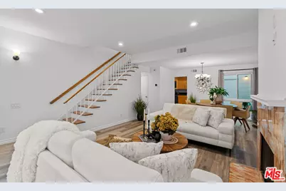1314 17th St #10, Santa Monica, CA 90404 - Photo 1