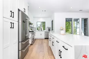 732 N Cherokee Ave, Los Angeles, CA 90038 - Photo 8