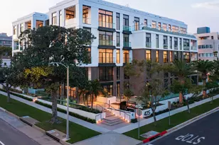 425 N Palm Dr, Beverly Hills, CA 90210 - Photo 14