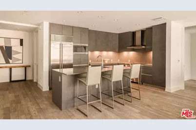 728 N Sweetzer Ave #208, West Hollywood, CA 90069 - Photo 2