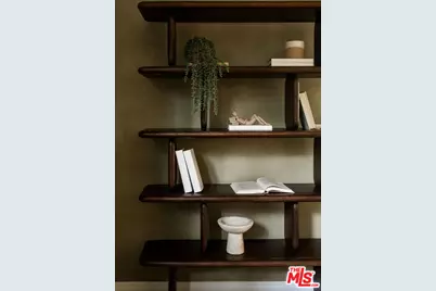 11202 Canton Dr, Studio City, CA 91604 - Photo 28