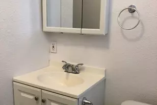 731 S Boyle Ave, Los Angeles, CA 90023 - Photo 54