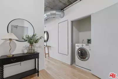 645 W 9th St #618, Los Angeles, CA 90015 - Photo 4