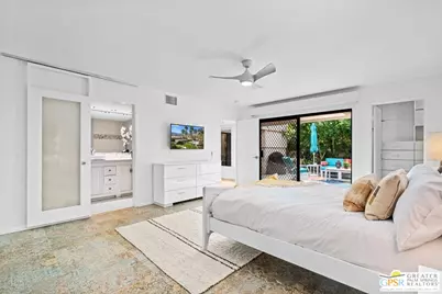 1561 S Cerritos Dr, Palm Springs, CA 92264 - Photo 22