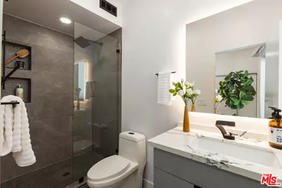 1210 N Kings Rd #101, West Hollywood, CA 90069 - Photo 20