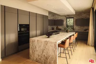 1820 Rising Glen Rd, Los Angeles, CA 90069 - Photo 12