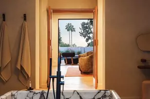 1820 Rising Glen Rd, Los Angeles, CA 90069 - Photo 22