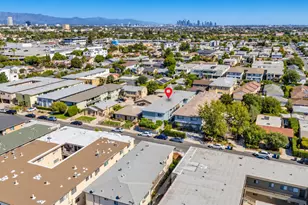 1960 S Sherbourne Dr, Los Angeles, CA 90034 - Photo 14