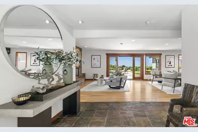 3711 Beverly Ridge Dr, Los Angeles, CA 91423 - Photo 10