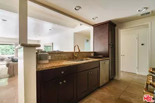 2332 Fox Hills Dr, Los Angeles, CA 90064 - Photo 10