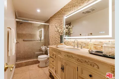 2332 Fox Hills Dr #103, Los Angeles, CA 90064 - Photo 14