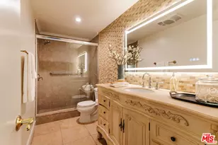 2332 Fox Hills Dr, Los Angeles, CA 90064 - Photo 14
