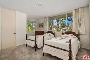 3031 Elvido Dr, Los Angeles, CA 90049 - Photo 40