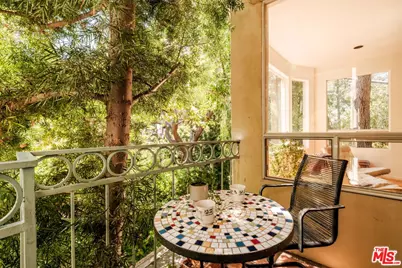 10055 Reevesbury Dr, Beverly Hills, CA 90210 - Photo 20