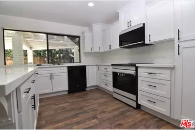 1501 Westbourne Way, Bakersfield, CA 93309 - Photo 8